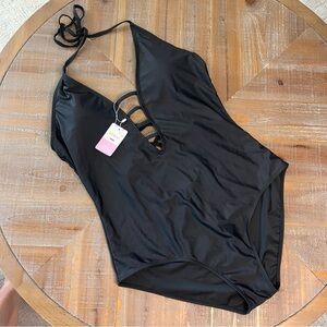 Black Halter One-Piece Swimsuit‎